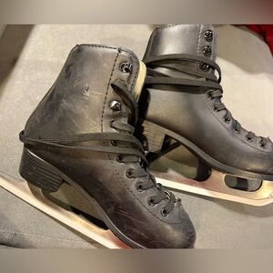 Figure Skates Size 2